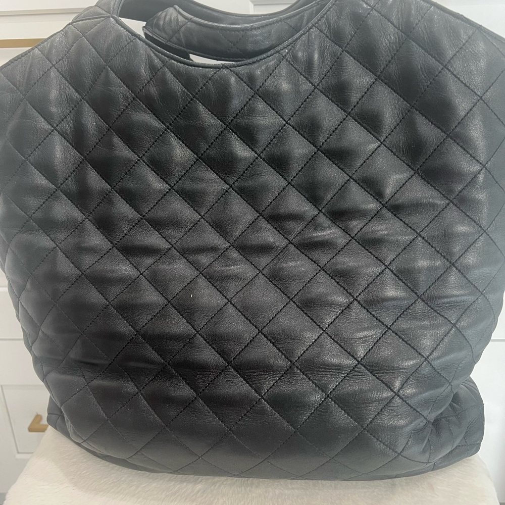 Yves Saint Laurent Black Icare maxi shopping bag - Picture 5 of 10
